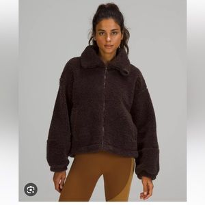 EC Sz 4 cinchable fleece zip up in tan